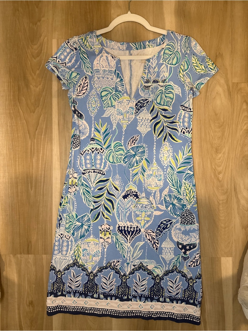 Lilly Pulitzer Light Blue Multi-Print V-Neck Short Sleeve Dress